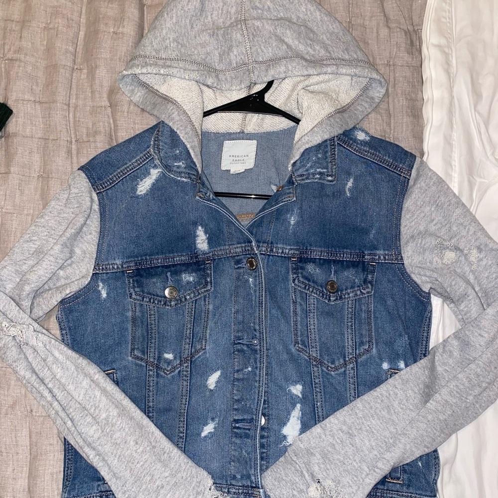 American Eagle Distressed Two Layer Denim Jacket